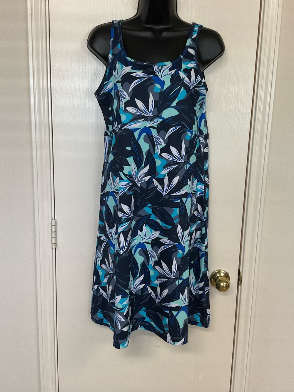 Columbia Sportswear Navy Blue Floral Scoop Neck Midi Dress